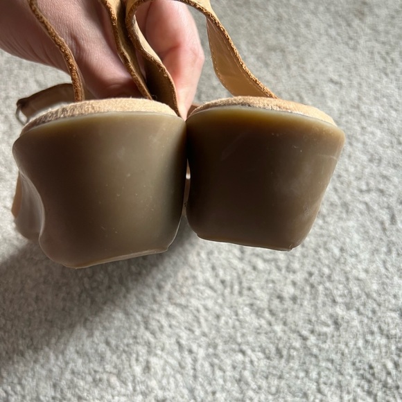 Aerosoles Wedge Womens Size 8.5 Sandals Tan Comfort Badvertisement Slingback - Picture 6 of 7